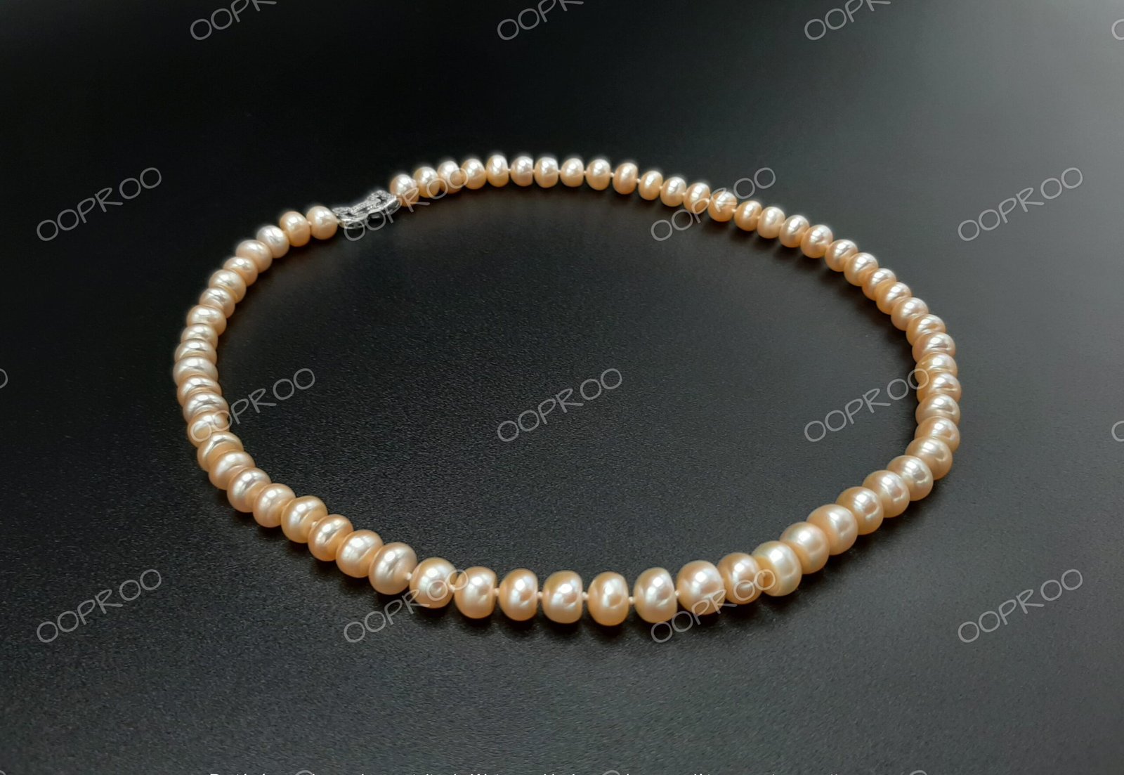 Collier en Perles Infinity